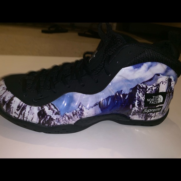 Blue ombré foamposites main image 4